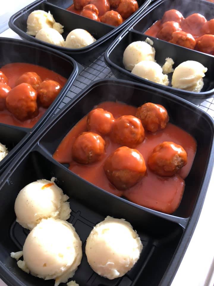 balletjes in tomatensaus